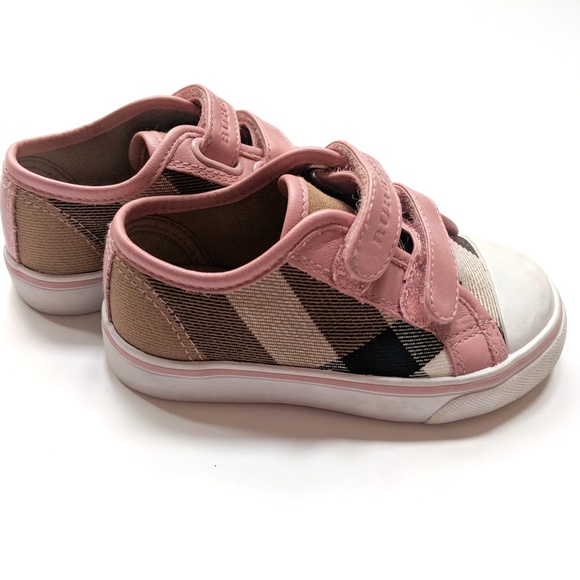 infant burberry shoes